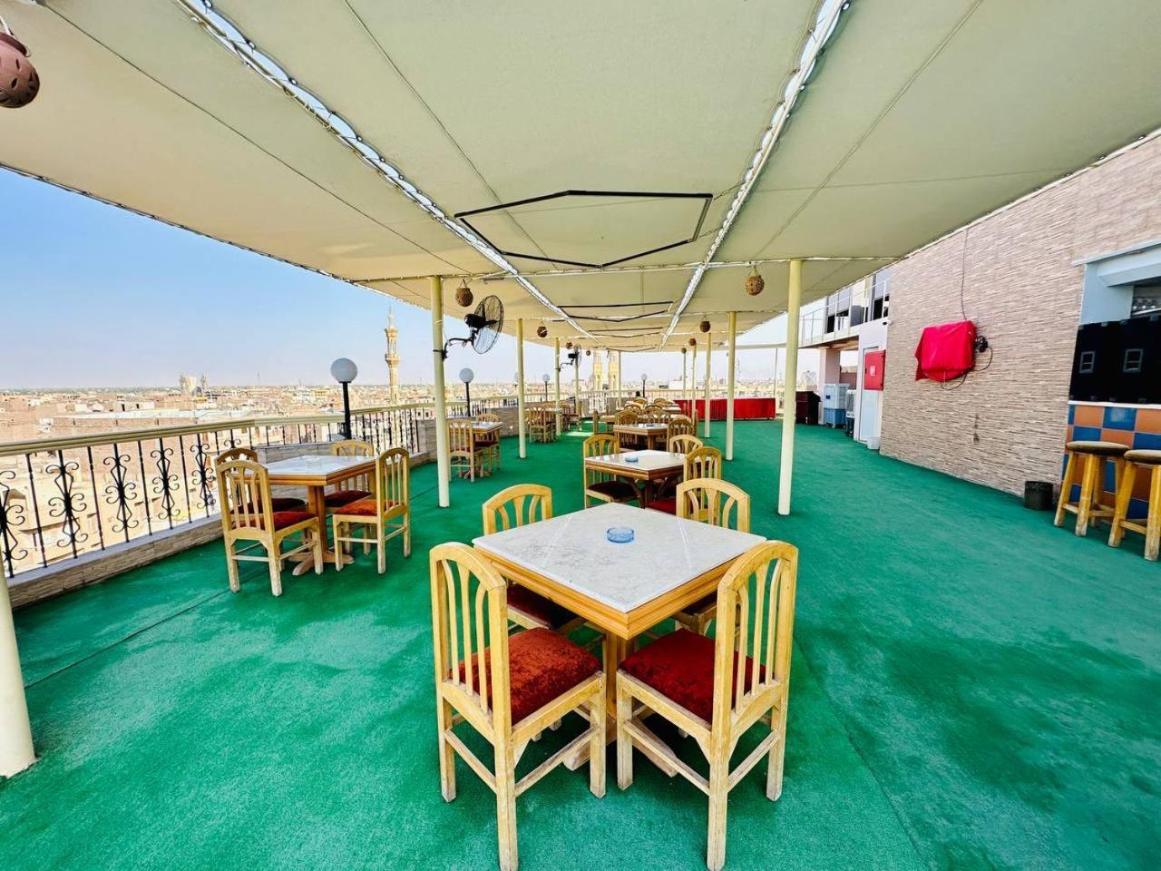Queens Valley Hotel Luxor Exterior foto